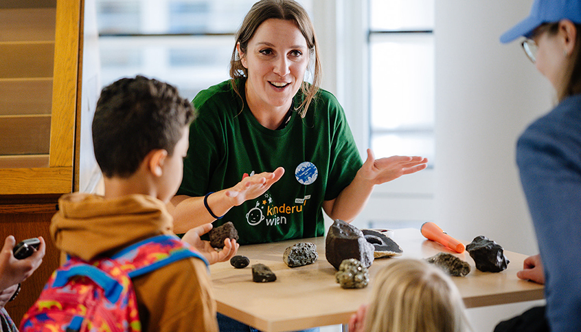 Camilla Imarisio at the Planet Earth Day 2025 in Vienna. Photo: Walter Skokanitsch